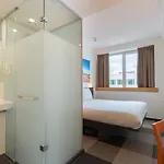 Hotel Maxhotel Amsterdam Airport Schiphol - Recently Renovated Hoofddorp