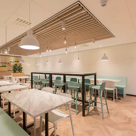 מלון Maxhotel Amsterdam Airport Schiphol - Recently Renovated