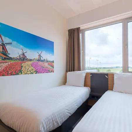 Hotel Maxhotel Amsterdam Airport Schiphol - Recently Renovated
