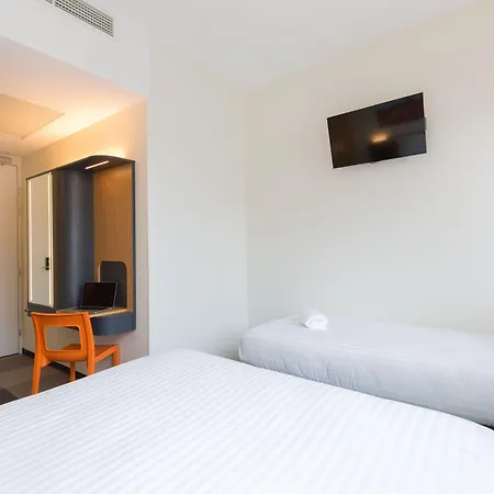 Maxhotel Amsterdam Airport Schiphol - Recently Renovated הופדורפ