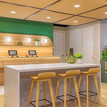 فندق Maxhotel Amsterdam Airport Schiphol - Recently Renovated 3*
