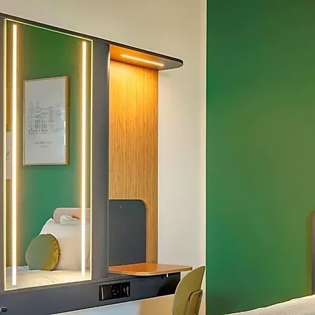 Maxhotel Amsterdam Airport Schiphol - Recently Renovated هوفدوربْ