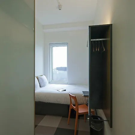 Maxhotel Amsterdam Airport Schiphol - Recently Renovated فندق 3*