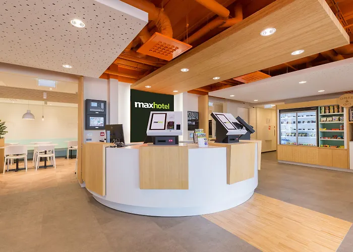 酒店 Maxhotel Amsterdam Airport Schiphol - Recently Renovated 霍夫多普