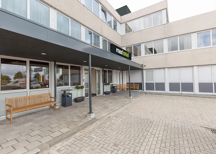 Hotel Maxhotel Amsterdam Airport Schiphol - Recently Renovated Hoofddorp