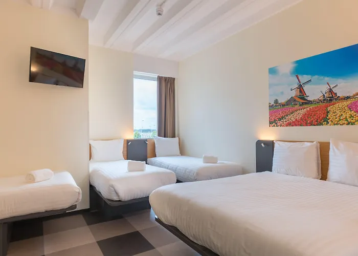 Maxhotel Amsterdam Airport Schiphol - Recently Renovated 3* 霍夫多普